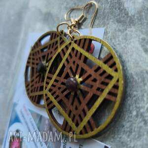 biżuteria energetyczna kolczyki granat czakra korzenia symbol kamień