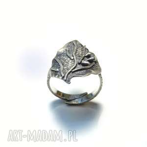 pierścionek srebrny liść