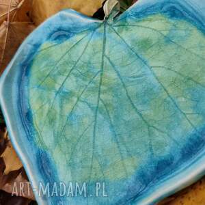 ceramiczna miska w kształcie liścia, jesień, pre, ozdoba