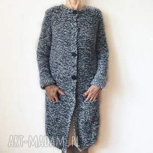 prosty, elegancki sweter handmade, płaszcz robiony na drutach, sweter, żakiet