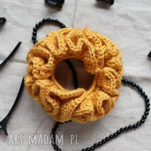 scrunchie frotka gumka do włosów szydełkowa