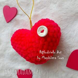 dekoracje serce na szydełku, serduszko zawieszka, prezent