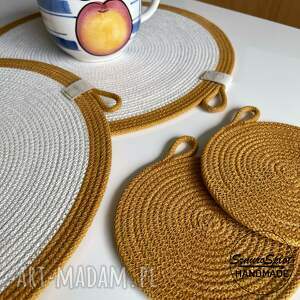 kubki, podkładki pod talerze, do salonu