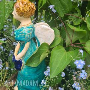 anioł ceramiczny torbą figurka, prezent, rekodzieło, ozdoba do domu