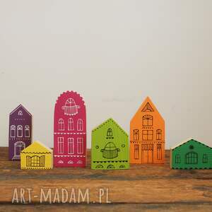 komplet 6 szt - tęczowe domki drewniane ręcznie malowane