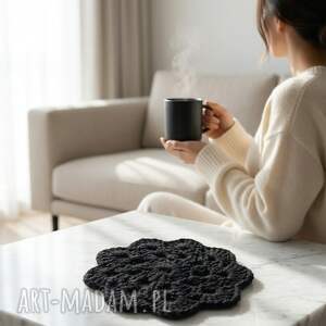 zestaw 6 szydełkowych podkładek pod kubki - 100 bawełna styl boho czarne