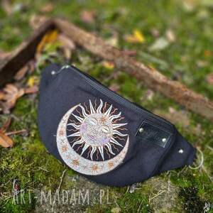 handmade nerki magiczna haftowana nerka z księżycem słońcem