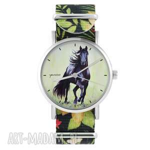 ręcznie robione zegarki zegarek - czarny koń 2 - kwiaty, nylonowy
