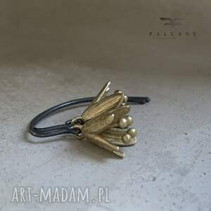 Kolczyki flower bells, z mosiądzu, srebrne bigle, kwiaty, drobne, biżuteria na co dzień