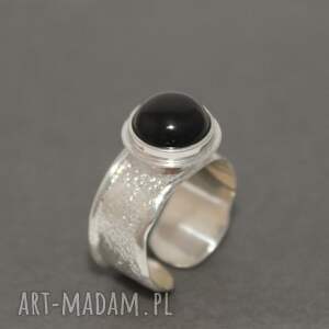 upominek świąteczny pierścionek srebrny z czarnym agatem