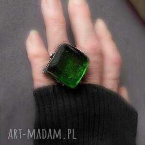 zielony kwarc pierścionek unikatowy handmade zieleń to kolor nadziei