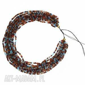 ręcznie robiony naszyjnik wielorzędowy - brąz i błękit z makramowym zapięciem