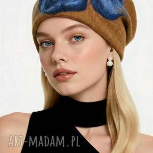 czapka wełniana filcowana zimowa miodowa handmade w kwiaty