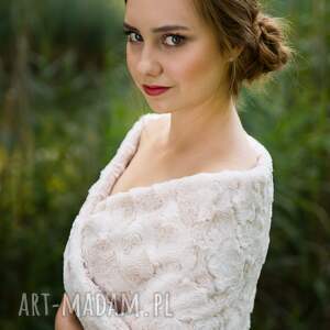 Komin ślubny do sukni, etola, okrycie