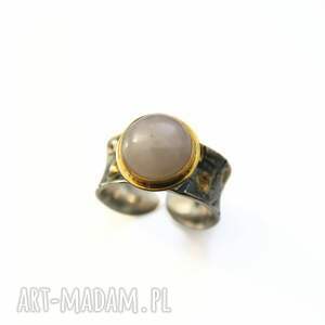 pierścionek modern z kwarcem różowym, srebro złocone/ rozmiar 14, szeroka