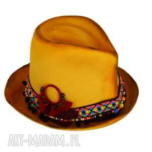 kapelusz peru, żółty filcowy, świąteczny prezent