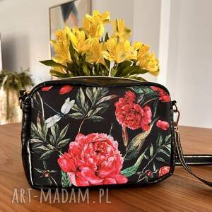 handmade na ramię mała torebka w kwiaty piwonie czerwone na czarnym listonoszka