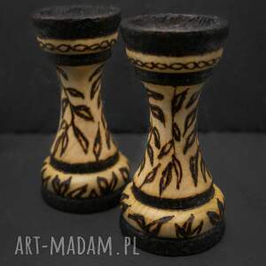 Prezent Drewniane kieliszki na jajka buk, pirografia, motyw liści