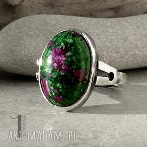 moss - srebrny pierścionek z zoisytem z rubinem