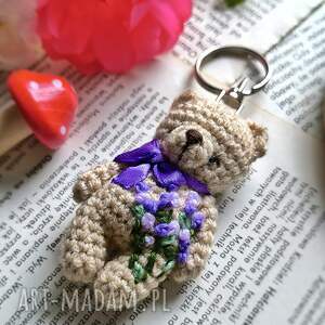 miś breloczek lavender, misie na szydełku, szydełkowe misie, małe