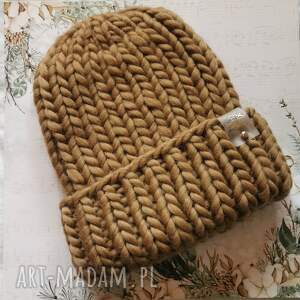 klasyczna czapka typu beanie z wełny peruviańskiej niej