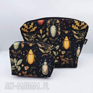 w owady, zestaw kosmetyczek