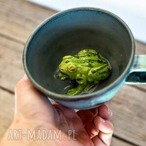 Filiżanka z figurką - żabka - burza morska - ok 300 ml (ceramika na prezent - duży kubek, dla miłośnika lasu)