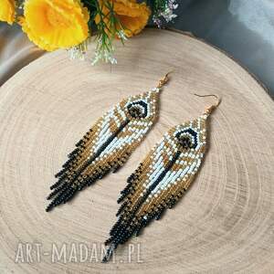 Długie z koralików, kolczyki wieczorowe