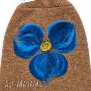 Ruda czapka wełniana handmade w kwiaty - ciepła na zimę