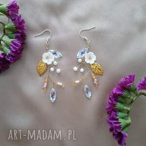 robotkialutki urocze kolczyki na druciku kwiatuszkami