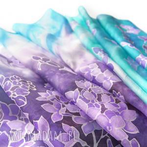 dwukolorowy szal jedwabny bzy ręcznie malowany w odcienie fioletu i turkusowego