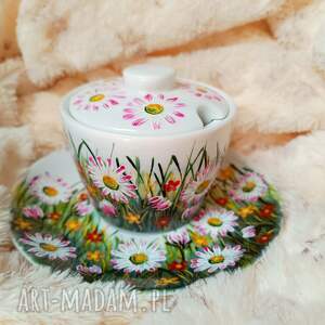 relaksacyjny zestaw cukiernica z talerzykiem łąka stokrotki 250 ml prezent