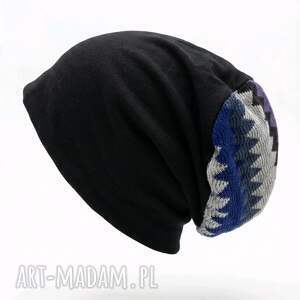 Czarna czapka na podszewce góra kolorowa rozmiar uniwersalny box z1