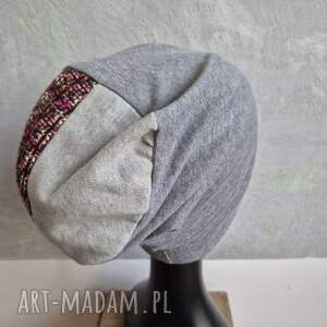 czapka szara gora kolorowa na podszewce rozmiar m,obwod glowy 54 - 55cm,ciepła