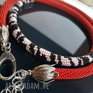 czerwony w zwierzece wzory, naszyjnik długi unikat