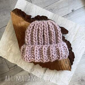 czapka chunky pale pink na zimę