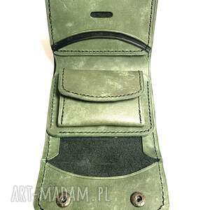 handmade czarno-zielony portfel na bilon ze skóry ręcznie uszyty