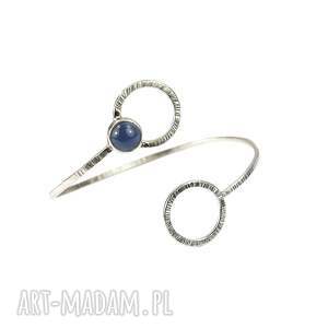 bransoletka srebrna z naturalnym agatem niebieskim biżuteria biznesowa