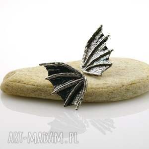 kolczyki smocze dragon wings z ciemnego srebra, skrzydła nietoperza, biżuteria
