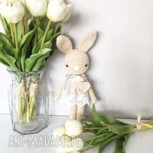 królisia monika - beżowy króliczek - Miedzy Motkami dla dziecka maskotki