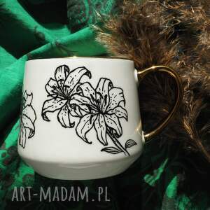 Prezent Ręcznie malowany porcelanowy kubek LILIA
