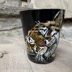 Prezent Czarny, porcelanowy kubek ręcznie malowany Śpiący Tygrys