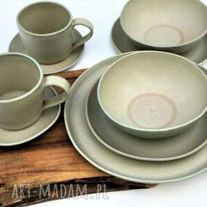handmade ceramika szaro - beżowy zestaw ceramiczny dla dwojga z sercem