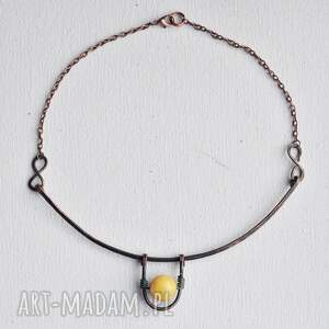 naszyjnik - wisior z oksydowanej miedzi i bursztynu /1/, bursztynem