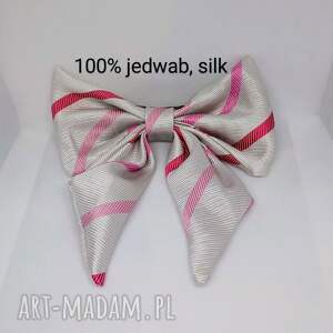 duża, jedwabna kokarda piękny dodatek do włosów
