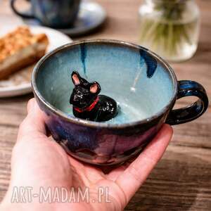 Prezent Ceramiczna filiżanka z figurką BULDOŻKA FRANCUSKIEGO - Burza