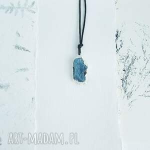 Kianit niebieski surowy wisior No 5, kyanit, wisiorek