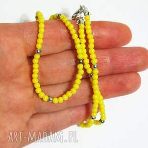 Żółty naszyjnik z koralików handmade - delikatny choker