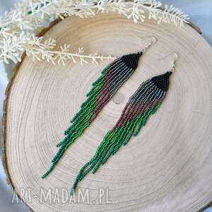 długie, indiańskie kolczyki do ramion