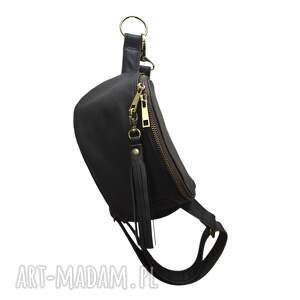 Nerka saszetka brązowa damska U POLKA FIT, skóra naturalna z frędzlami